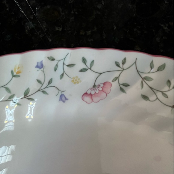 Johnson Brothers Summer Chintz Large Oval Serving Platter-Made in England - Picture 3 of 3